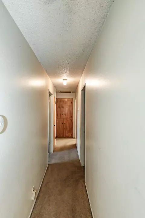Entry Way - 3700 Mchale St, Redding, CA 96001 photo 2 of 3