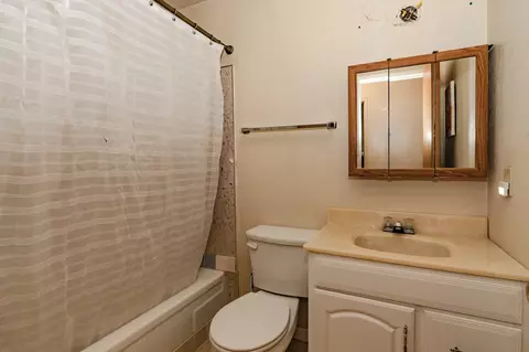 Bath - 3700 Mchale St, Redding, CA 96001 photo 1 of 3