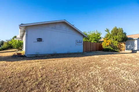 Exterior - 3700 Mchale St, Redding, CA 96001 photo 6 of 11