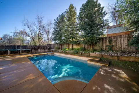 707 Alamine Dr, Redding, CA 96003 photo 28