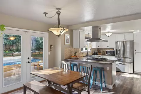707 Alamine Dr, Redding, CA 96003 photo 11