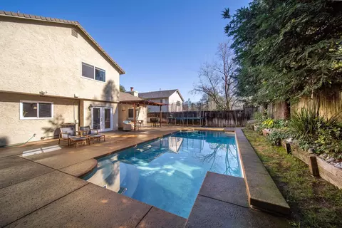 707 Alamine Dr, Redding, CA 96003 photo 30