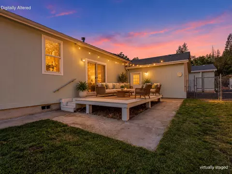 Exterior - 1851 Brady Rd, Hayfork, CA 96041 photo 3 of 11