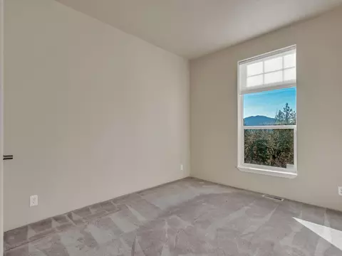 Bedroom - 1851 Brady Rd, Hayfork, CA 96041 photo 5 of 6