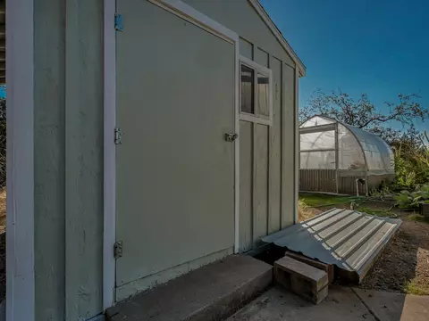 Exterior - 1851 Brady Rd, Hayfork, CA 96041 photo 8 of 11