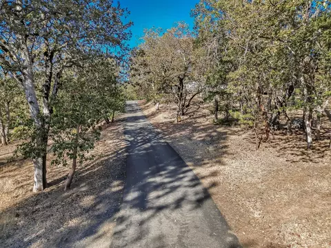 View/Area - 1851 Brady Rd, Hayfork, CA 96041 photo 4 of 5