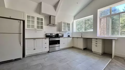 Kitchen - 000 Devils Gulch Rd, Hayfork, CA 96041 photo 1 of 2