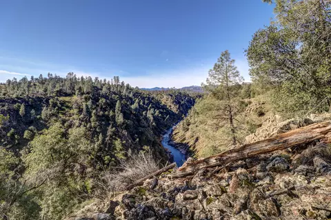 7555 Clear Canyon Rd, Redding, CA 96001