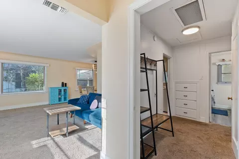 Entry Way - 686 Coronado St, Redding, CA 96003 photo 1 of 2