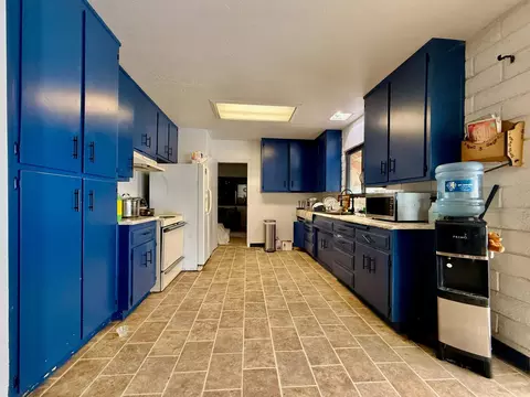 Kitchen - 3191 State Highway 3, Hayfork, CA 96041 photo 1 of 2