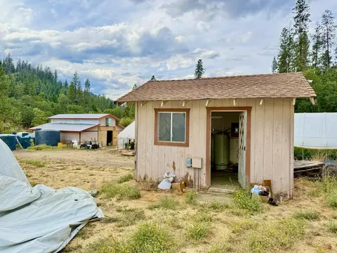 Exterior - 3191 State Highway 3, Hayfork, CA 96041 photo 9 of 14