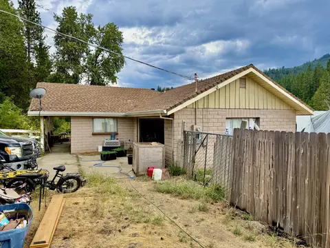 Exterior - 3191 State Highway 3, Hayfork, CA 96041 photo 12 of 14