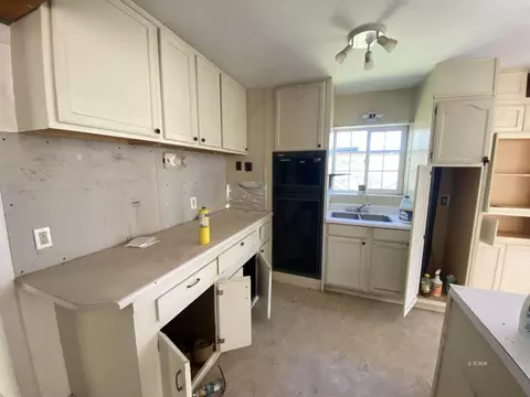 Kitchen - 440 Upper Moore Gulch Rd, Trinity Center, CA 96091 photo 1 of 1