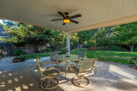 Exterior - 4571 Big Horn Dr, Redding, CA 96002 photo 19 of 22