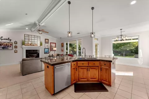 Kitchen - 4571 Big Horn Dr, Redding, CA 96002 photo 1 of 5
