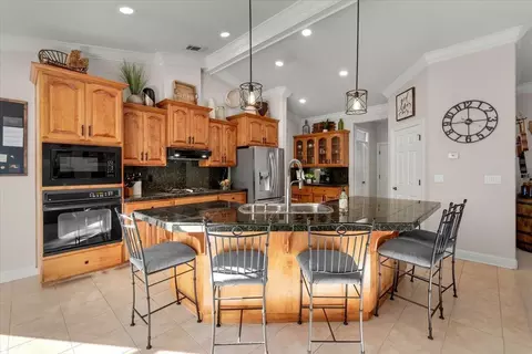 Kitchen - 4571 Big Horn Dr, Redding, CA 96002 photo 5 of 5