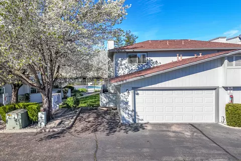 Exterior - 200 Ridgetop Dr #19, Redding, CA 96003 photo 14 of 21