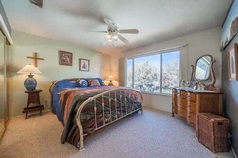 Bedroom - 200 Ridgetop Dr #19, Redding, CA 96003 photo 1 of 4