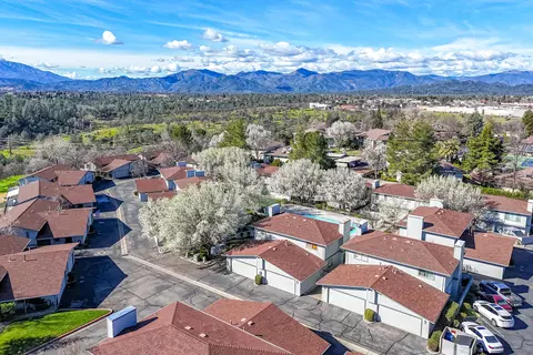 View/Area - 200 Ridgetop Dr #19, Redding, CA 96003 photo 1 of 7