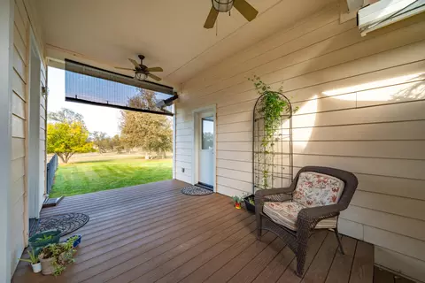 Exterior - 8180 Whispering Oaks Rd, Redding, CA 96002 photo 24 of 48