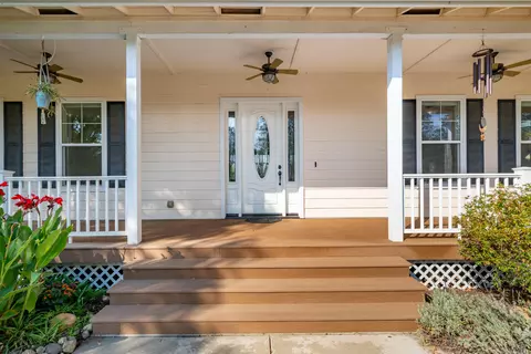 Exterior - 8180 Whispering Oaks Rd, Redding, CA 96002 photo 4 of 48