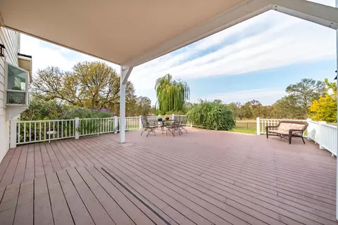 Exterior - 8180 Whispering Oaks Rd, Redding, CA 96002 photo 12 of 48