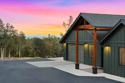 Exterior - 9081 Silver King Rd, Redding, CA 96001 photo 3 of 15
