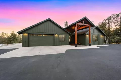 Exterior - 9081 Silver King Rd, Redding, CA 96001 photo 15 of 15