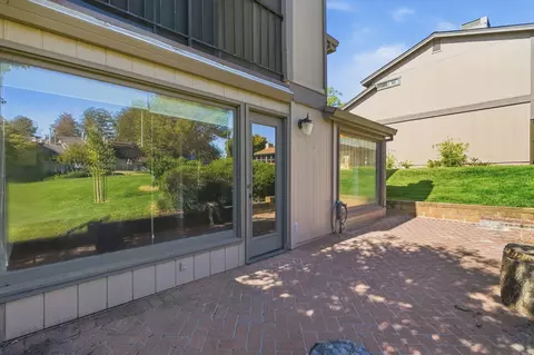 Exterior - 1953 Bechelli Ln, Redding, CA 96002 photo 7 of 17