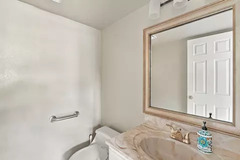 Bath - 1953 Bechelli Ln, Redding, CA 96002 photo 1 of 3