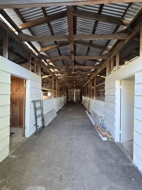 Entry Way - 9825 Oak Run Rd, Oak Run, CA 96069 photo 2 of 2