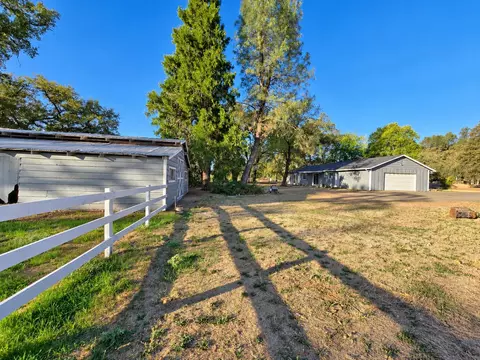 Exterior - 9825 Oak Run Rd, Oak Run, CA 96069 photo 4 of 7
