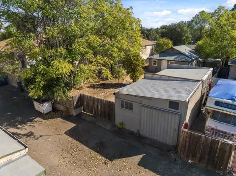 Exterior - 2720 Leland Ave, Redding, CA 96001 photo 11 of 11