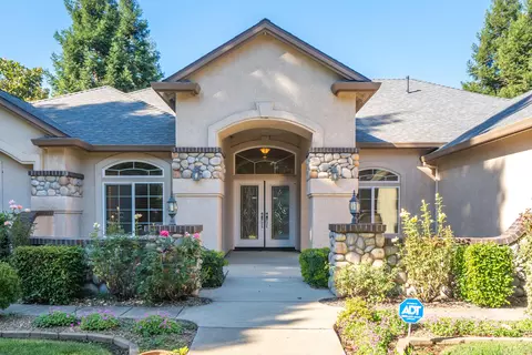 Exterior - 4930 Yellowstone Dr, Redding, CA 96002 photo 8 of 21