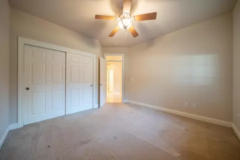 Bedroom - 4930 Yellowstone Dr, Redding, CA 96002 photo 6 of 7