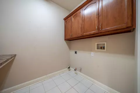 Other - 4930 Yellowstone Dr, Redding, CA 96002 photo 7 of 9