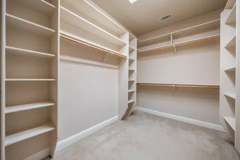 Other - 4930 Yellowstone Dr, Redding, CA 96002 photo 5 of 9