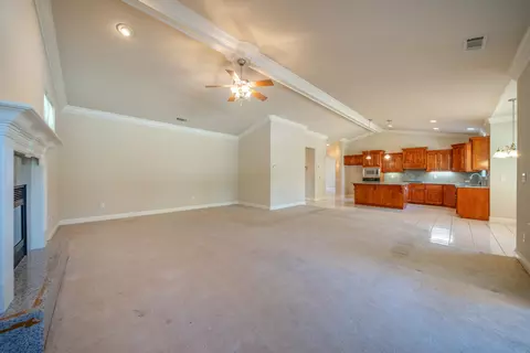 Living - 4930 Yellowstone Dr, Redding, CA 96002 photo 10 of 13