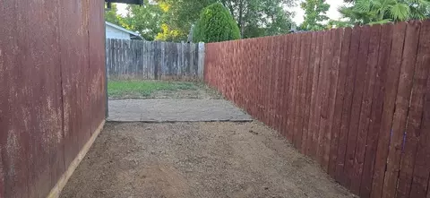 Exterior - 2554 Capella St, Redding, CA 96002 photo 11 of 13