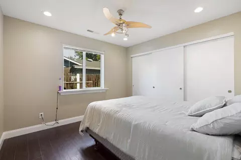 Bedroom - 2554 Capella St, Redding, CA 96002 photo 6 of 8