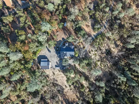 View/Area - 8634 Simmons Rd, Redding, CA 96001 photo 1 of 1