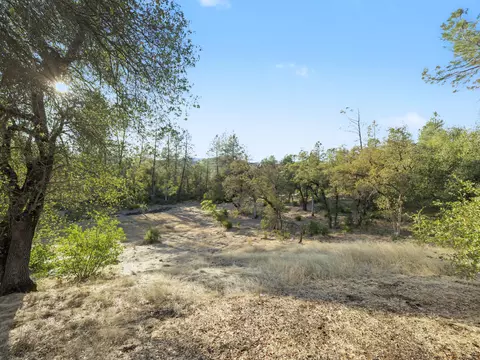 Exterior - 8634 Simmons Rd, Redding, CA 96001 photo 22 of 22
