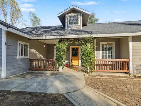 Exterior - 8634 Simmons Rd, Redding, CA 96001 photo 1 of 22