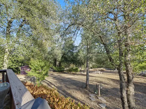 Exterior - 8634 Simmons Rd, Redding, CA 96001 photo 10 of 22