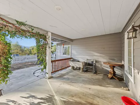 Exterior - 8634 Simmons Rd, Redding, CA 96001 photo 3 of 22
