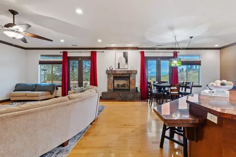 Other - 3360 Stanford Dr, Redding, CA 96003 photo 3 of 19