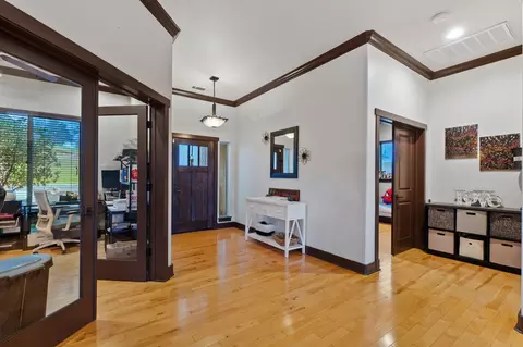 Entry Way - 3360 Stanford Dr, Redding, CA 96003 photo 1 of 4