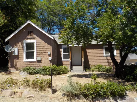 525 Burma Rd, Susanville, CA 96130
