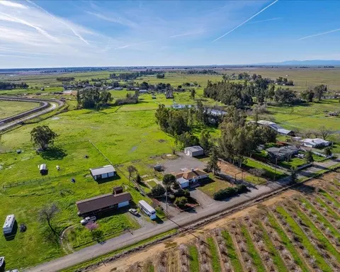 View/Area - 21745 Hatfield Rd, Red Bluff, CA 96080 photo 4 of 10