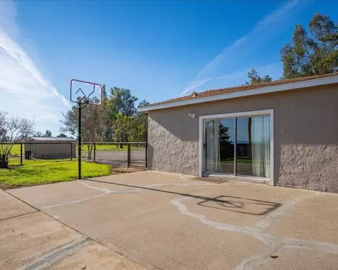 Exterior - 21745 Hatfield Rd, Red Bluff, CA 96080 photo 16 of 16